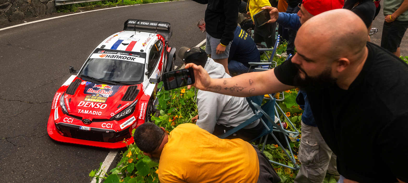 ogier domina en canarias con pleno de toyota